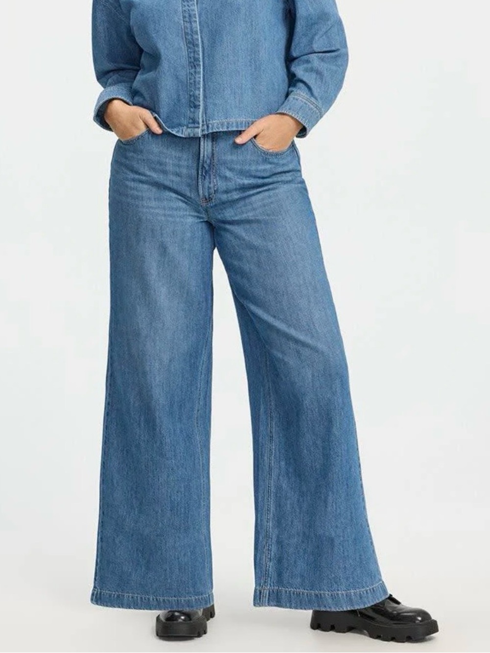 Reitmans Wide Leg High-Rise Women’s Jeans Curvy Fir - Light Blue